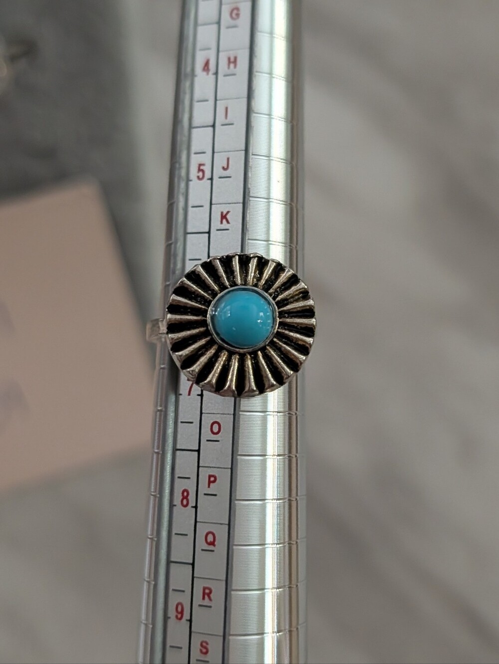 Vintage Style Turquoise Cabochon Sunburst Ring Silver Tone Western Boho. 6.5
